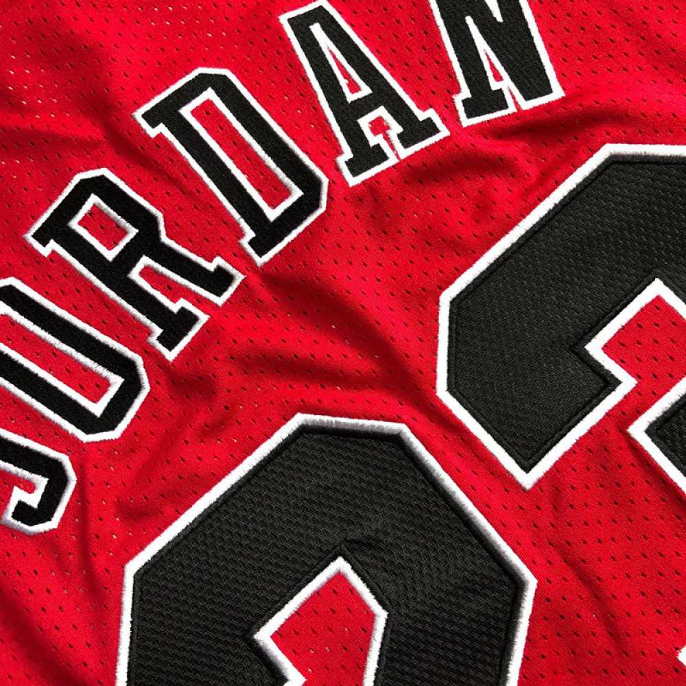 Men's Chicago Bulls Michael Jordan #23 Throwback Red 1997-98 Hardwood Classics Player Jersey-Pro Kit Vault | Brand New 26/27 Sports Jerseys